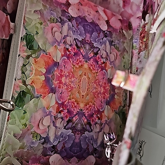 π2XHP Christian Louboutin CABATA Spiked Studded Paris Blooming Floral Tote Bag - Picture 7 of 16